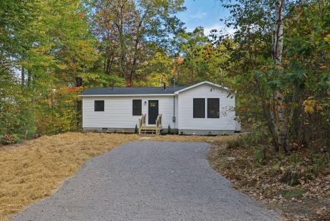 19 Estate Road Naples ME 04055