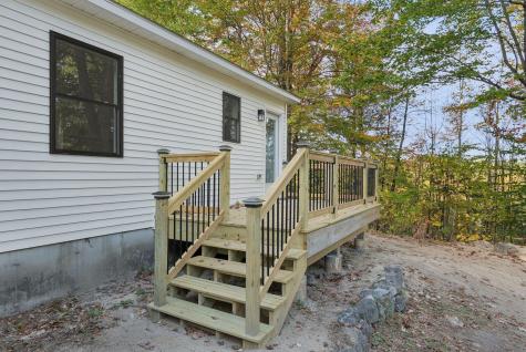 19 Estate Road Naples ME 04055