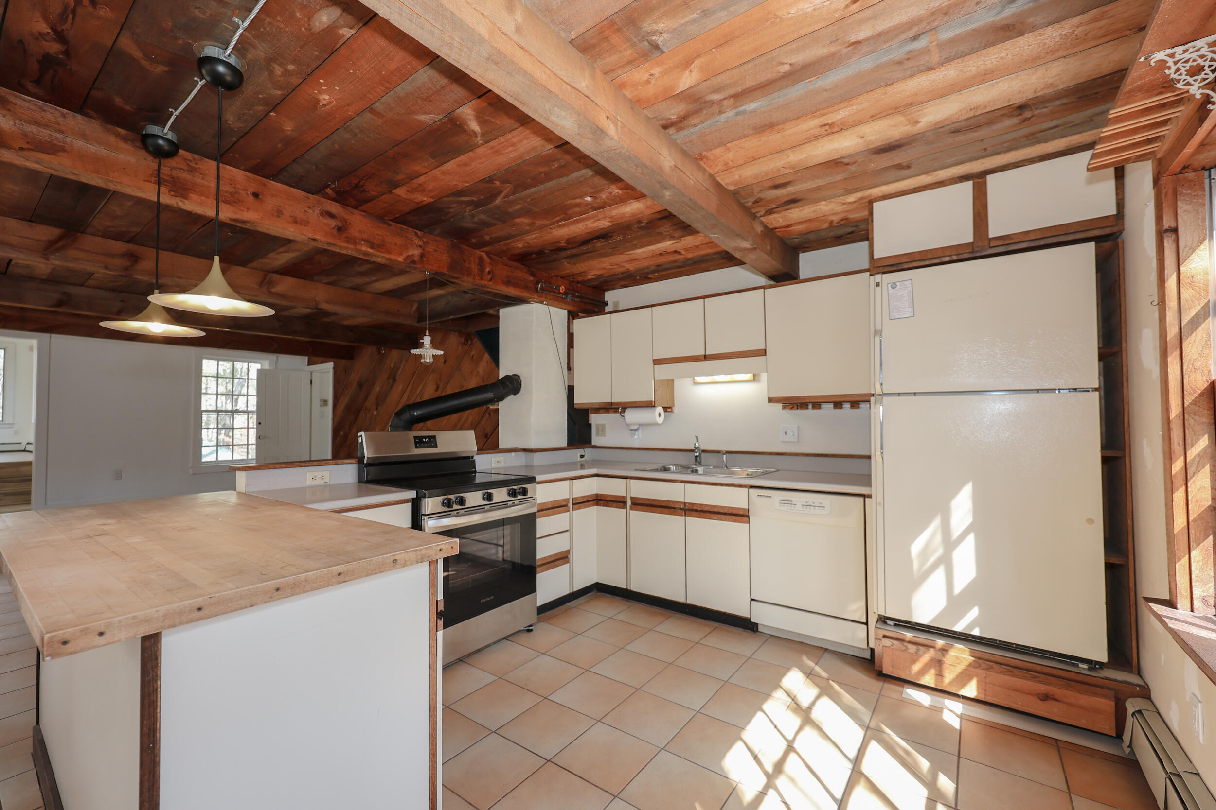 144 Beachwood Avenue Kennebunkport ME 04046
