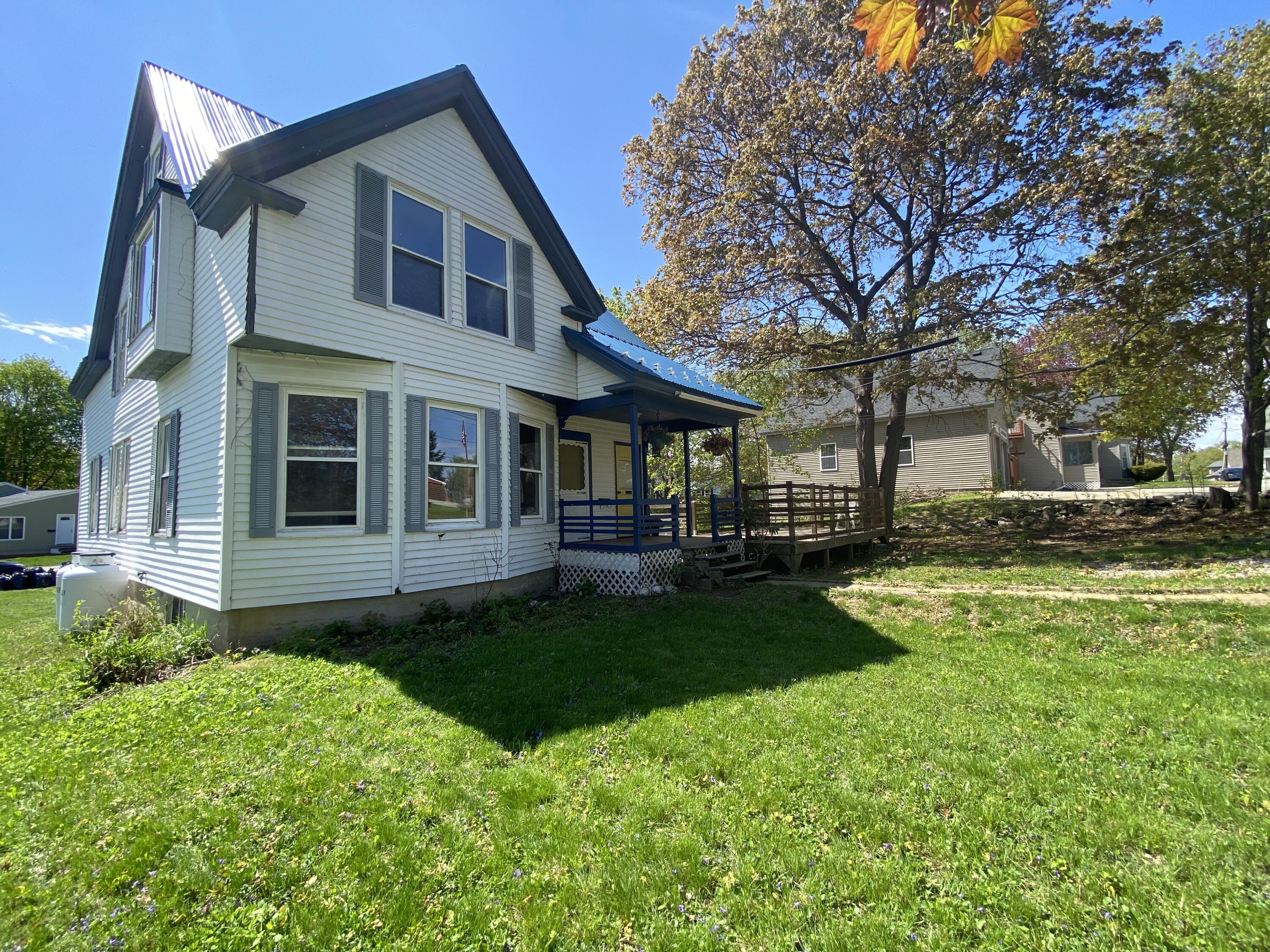 29 Fairmount Avenue Auburn ME 04210