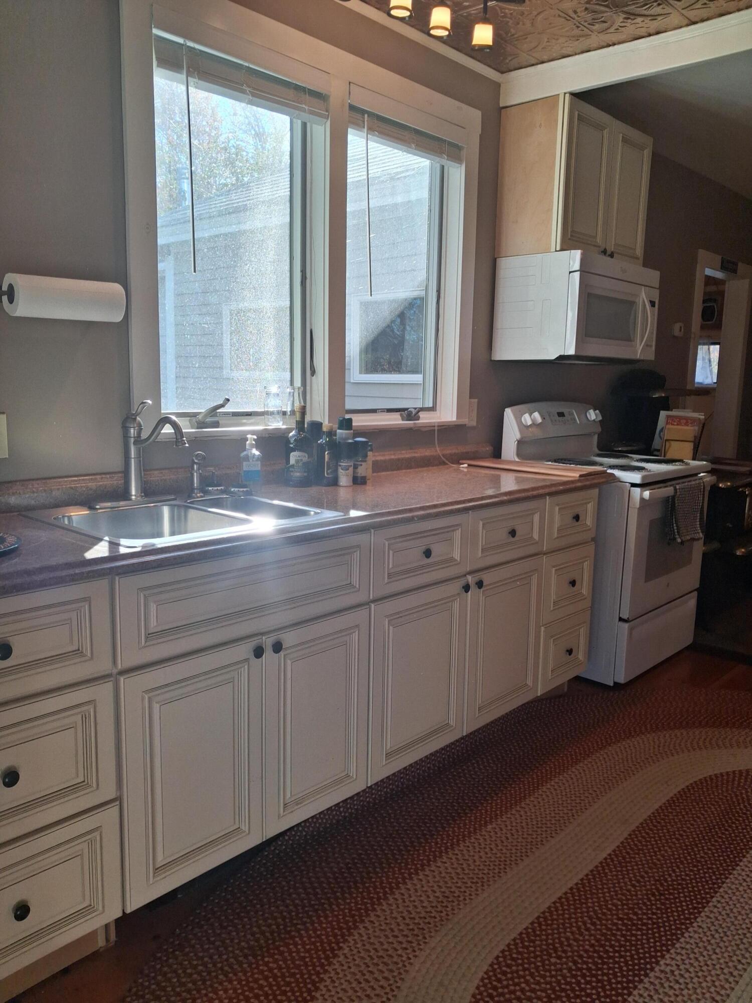 5 Penniman Road Bristol ME 04554