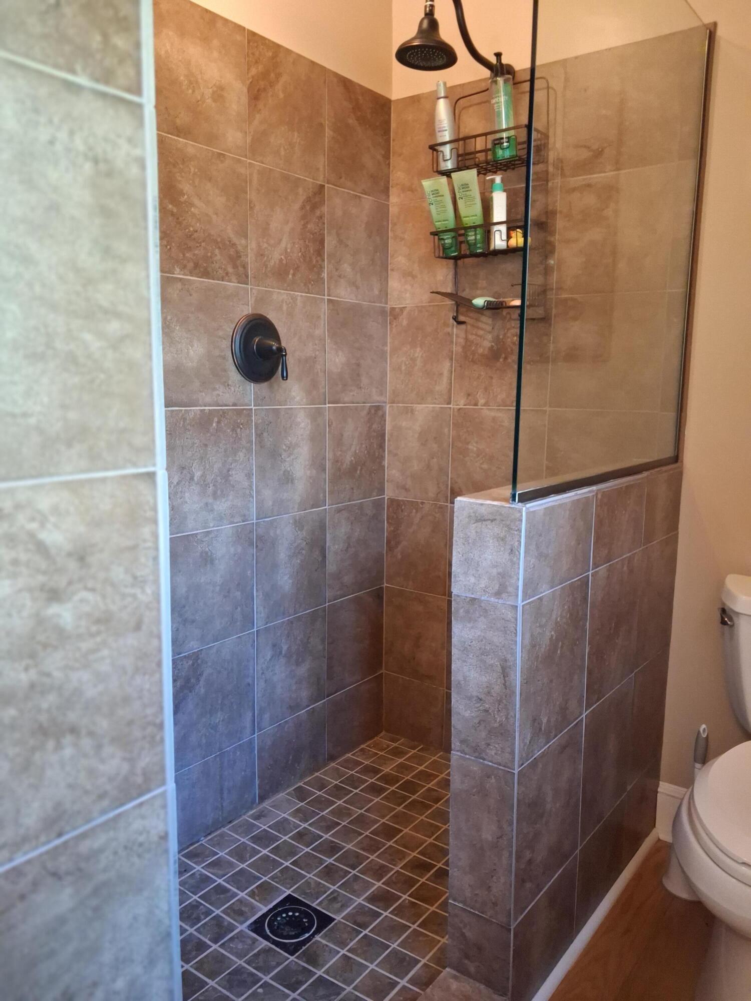 5 Penniman Road Bristol ME 04554