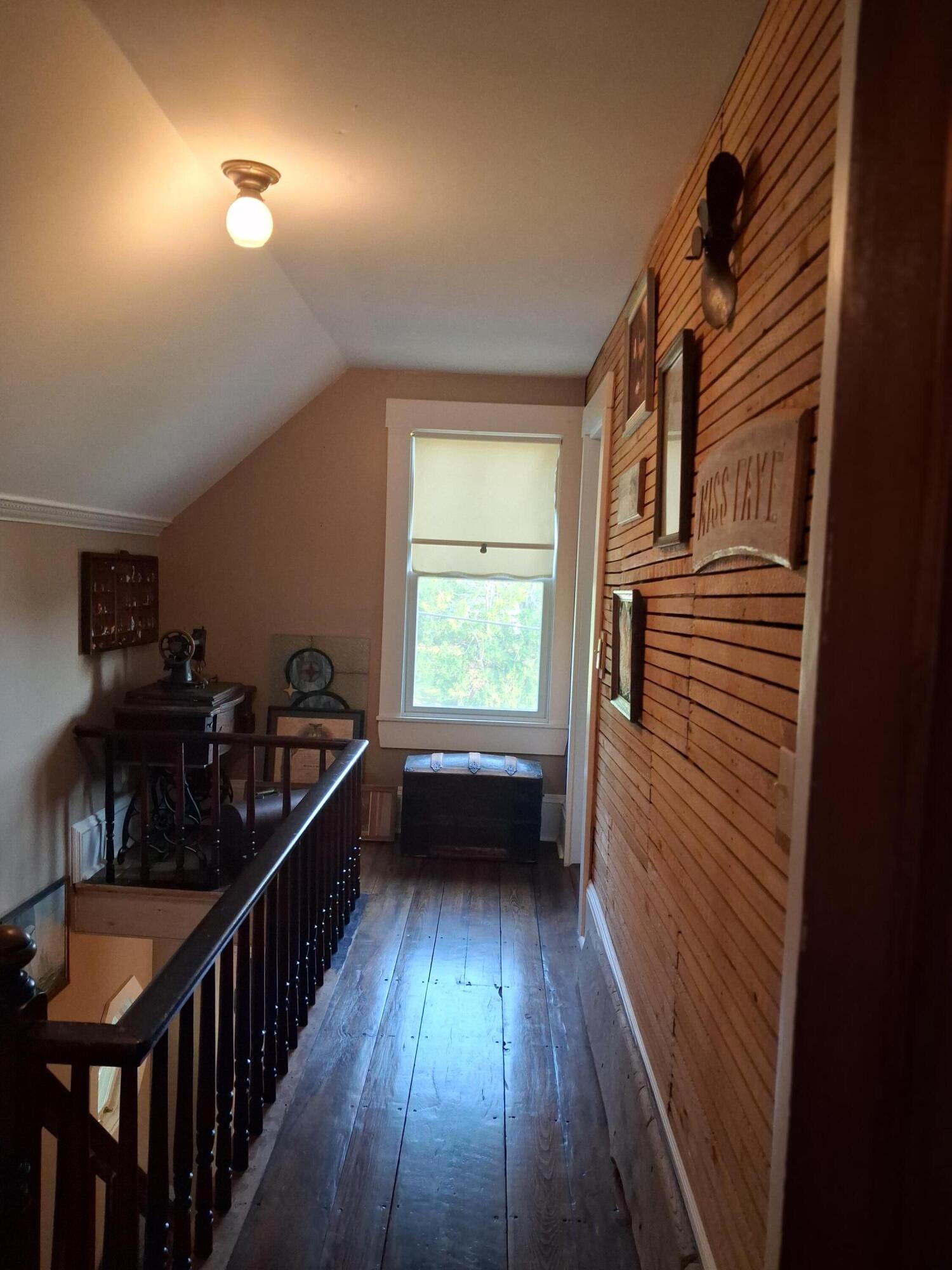 5 Penniman Road Bristol ME 04554