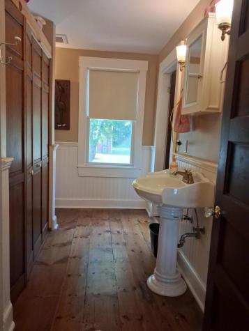 5 Penniman Road Bristol ME 04554