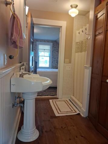 5 Penniman Road Bristol ME 04554