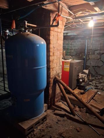 5 Penniman Road Bristol ME 04554