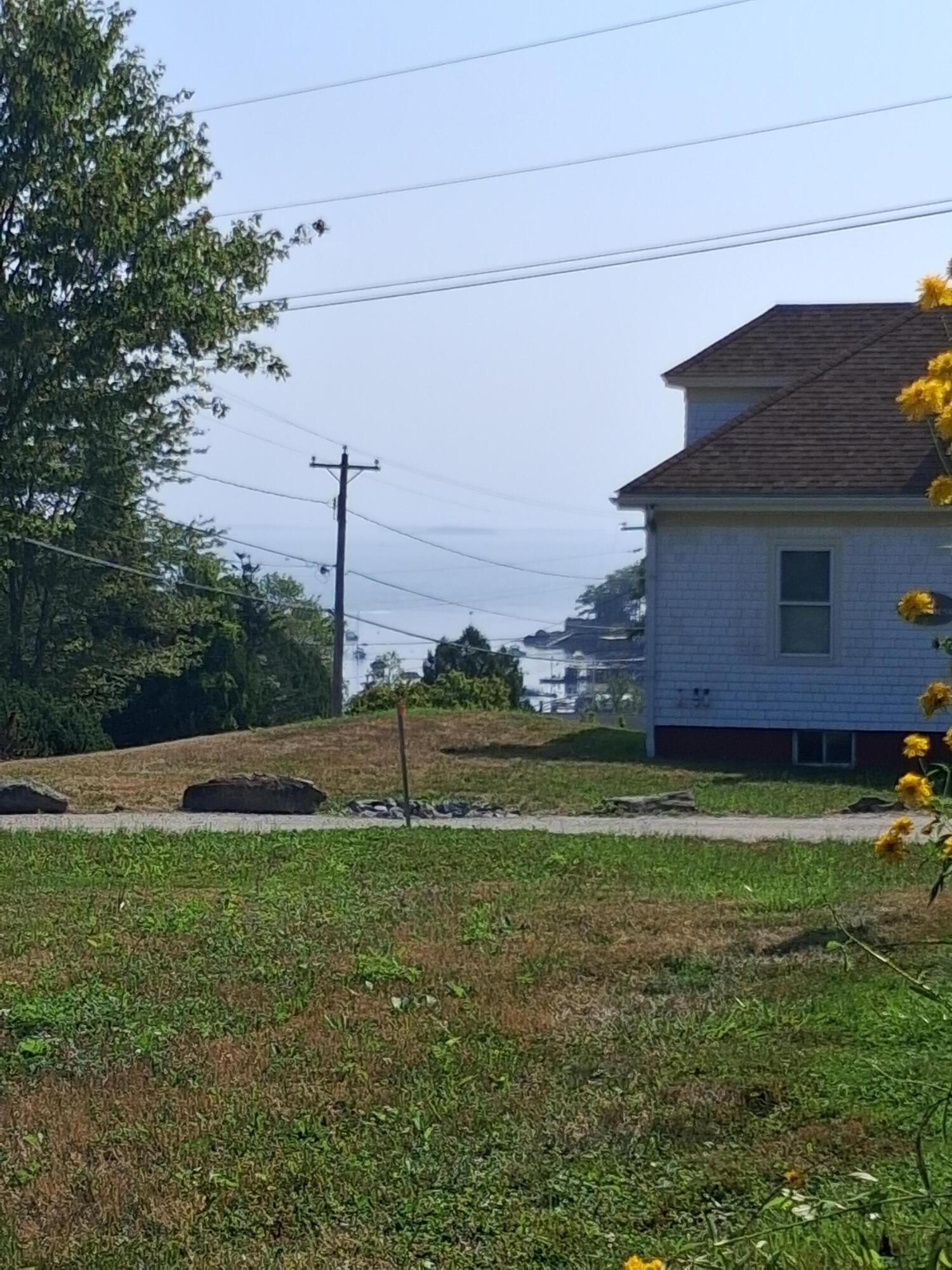 5 Penniman Road Bristol ME 04554