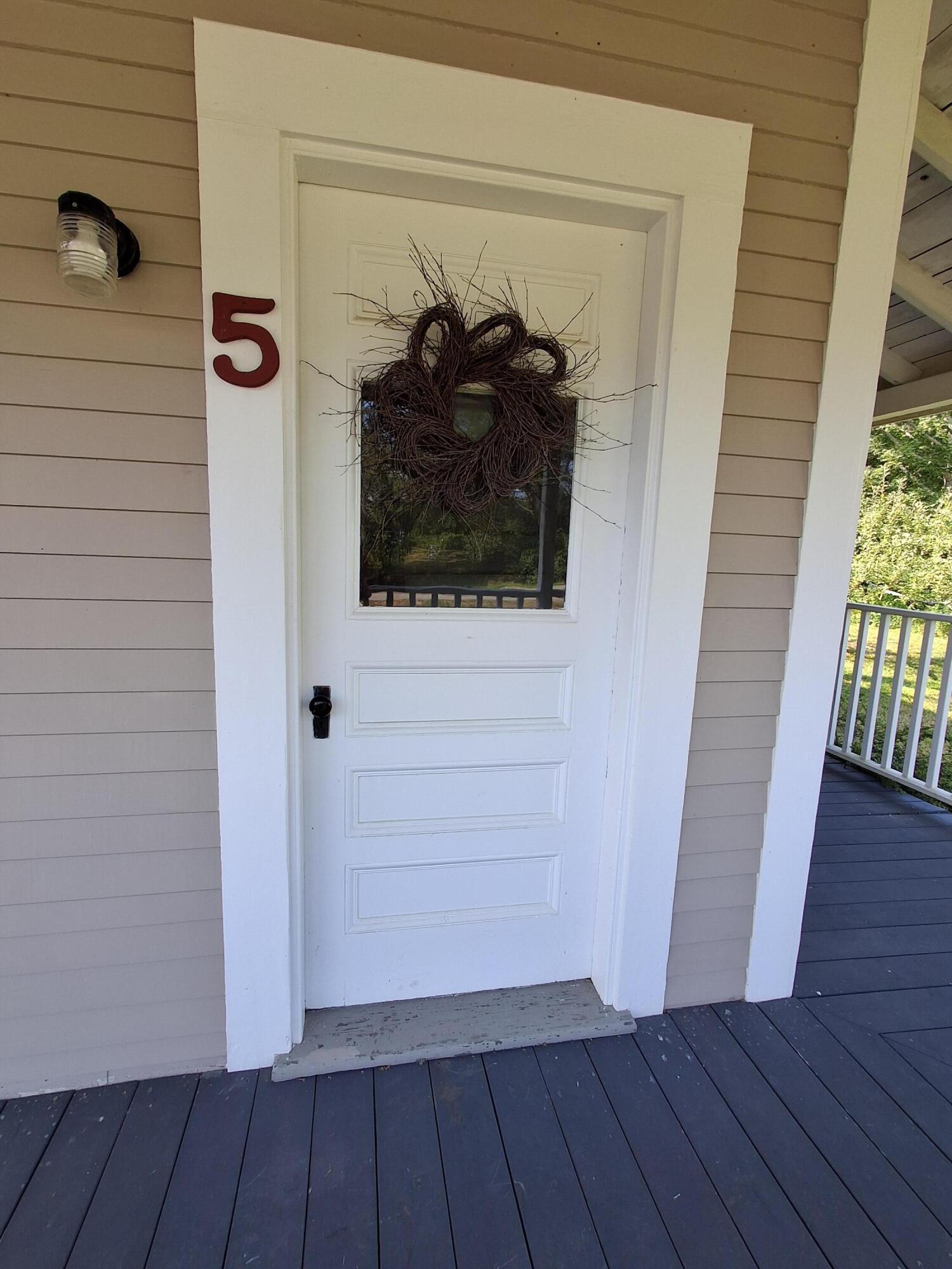 5 Penniman Road Bristol ME 04554