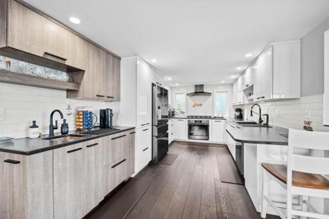 20 Partridge Way Naples ME 04055
