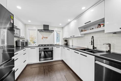 20 Partridge Way Naples ME 04055