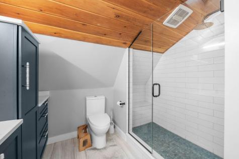 20 Partridge Way Naples ME 04055
