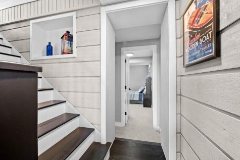 20 Partridge Way Naples ME 04055