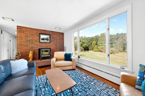 69 Falmouth Road Falmouth ME 04105