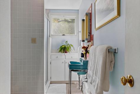 69 Falmouth Road Falmouth ME 04105