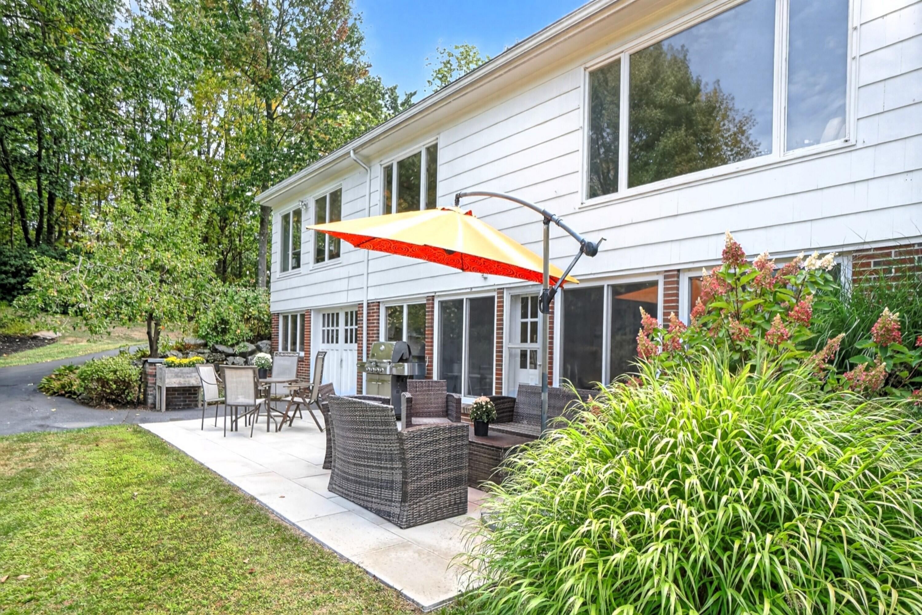 69 Falmouth Road Falmouth ME 04105