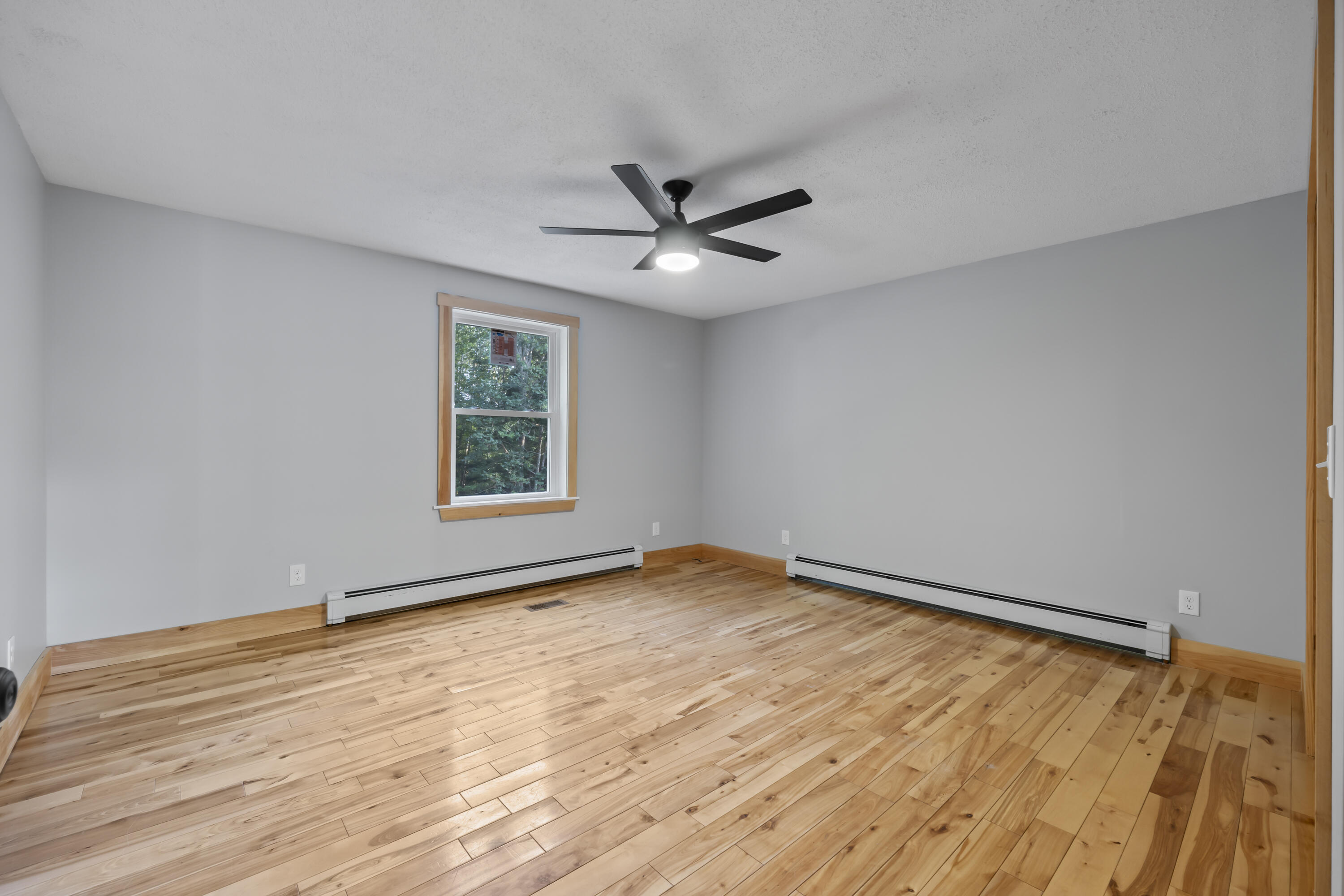 943 Greenwood Road Norway ME 04268