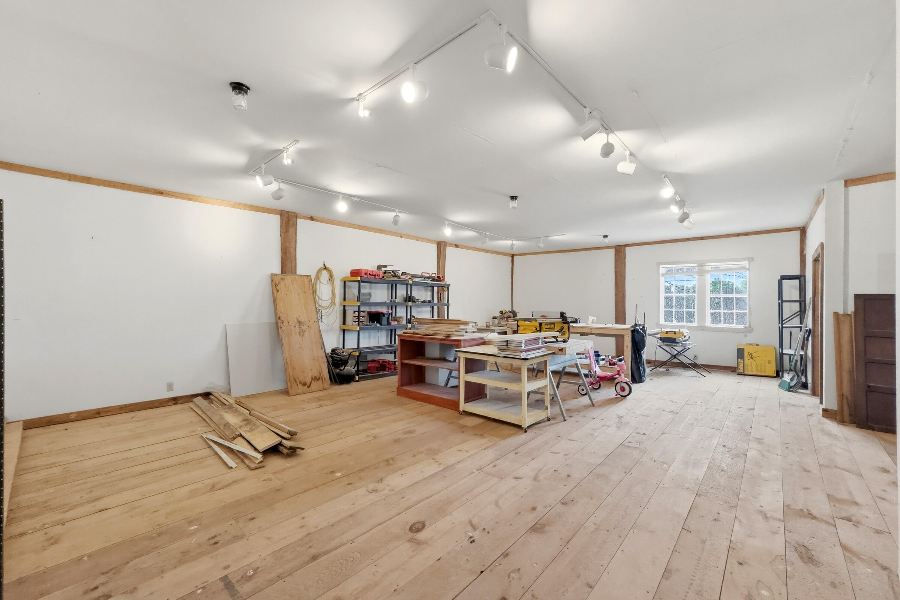 175 Quarry Road Waldoboro ME 04572