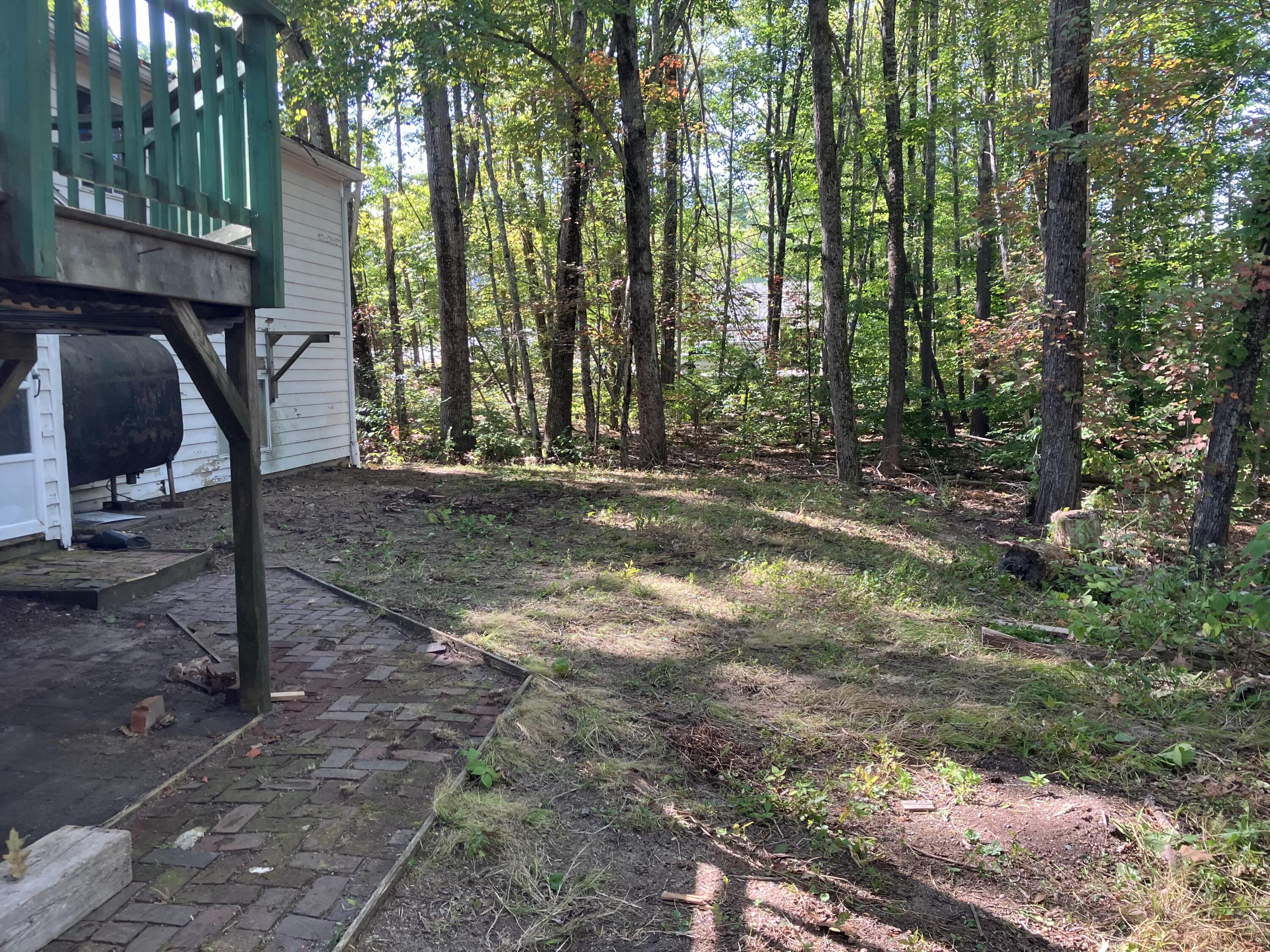 8 Patricia Avenue Raymond ME 04071