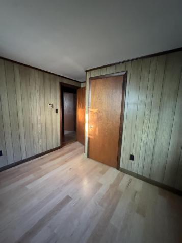 8 Patricia Avenue Raymond ME 04071