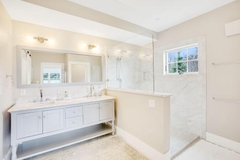 9 Doanes Wharf Road Kennebunk ME 04043
