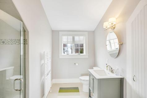 9 Doanes Wharf Road Kennebunk ME 04043