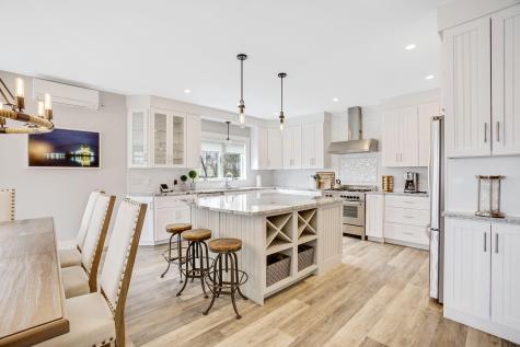 9 Doanes Wharf Road Kennebunk ME 04043