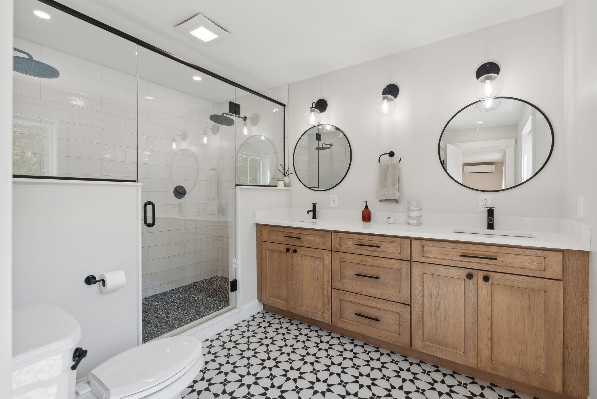 60 County Crossing Brunswick ME 04011