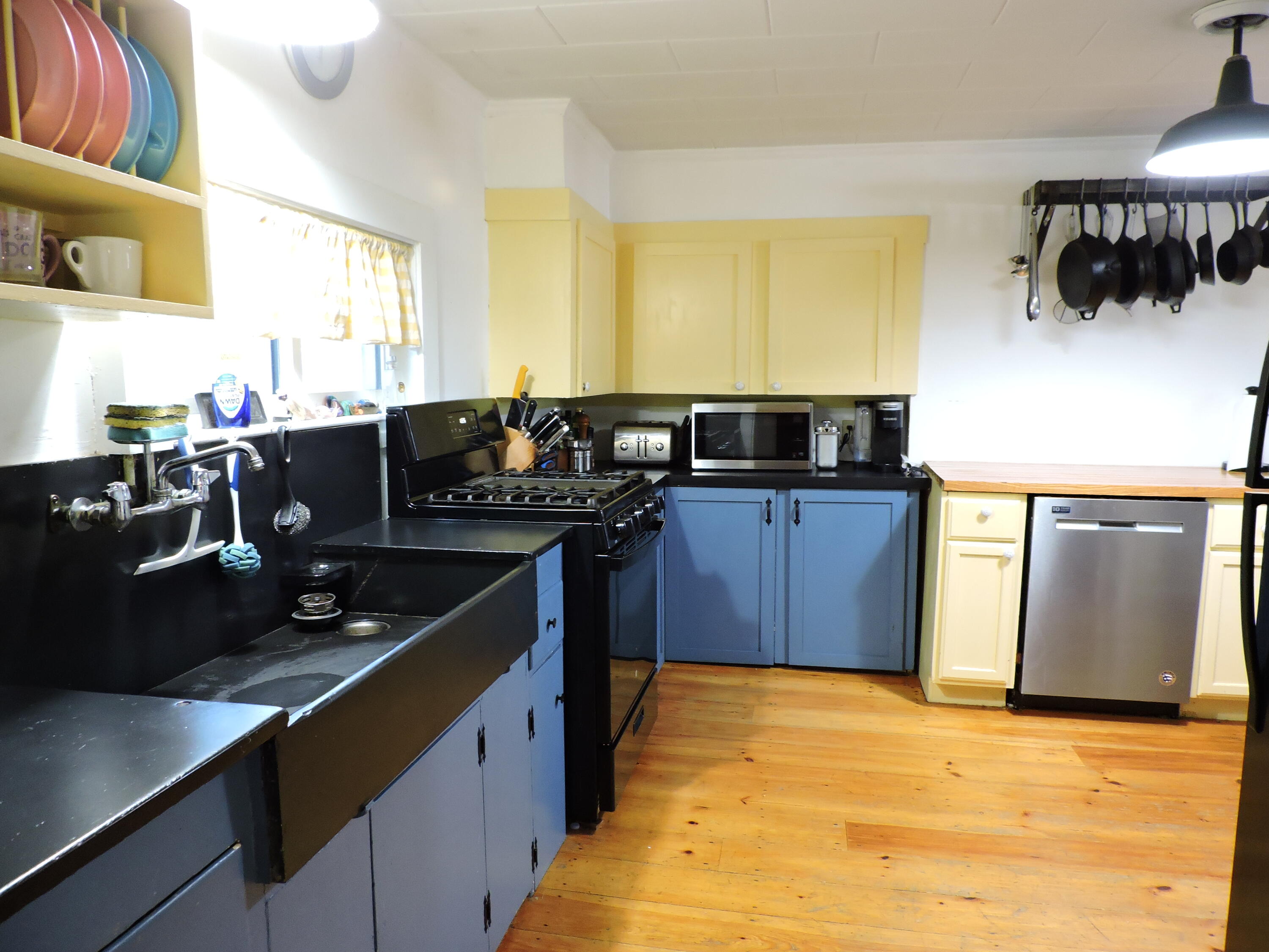 67 Church Street Gardiner ME 04345