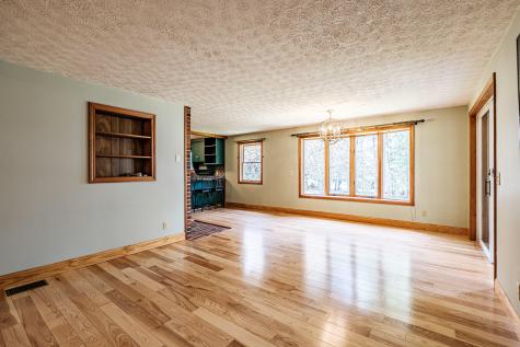 158 Hearthside Road Standish ME 04084