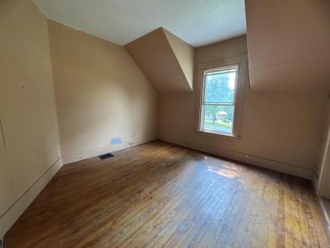 75 Pleasant Avenue Sangerville ME 04479