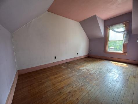 75 Pleasant Avenue Sangerville ME 04479