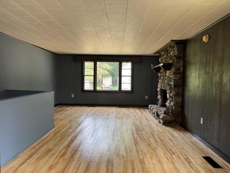 75 Pleasant Avenue Sangerville ME 04479