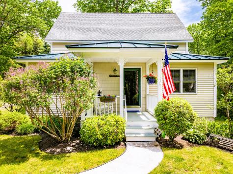 28 Summit Avenue Northport ME 04849