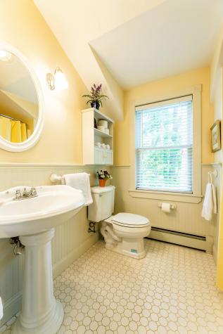 28 Summit Avenue Northport ME 04849