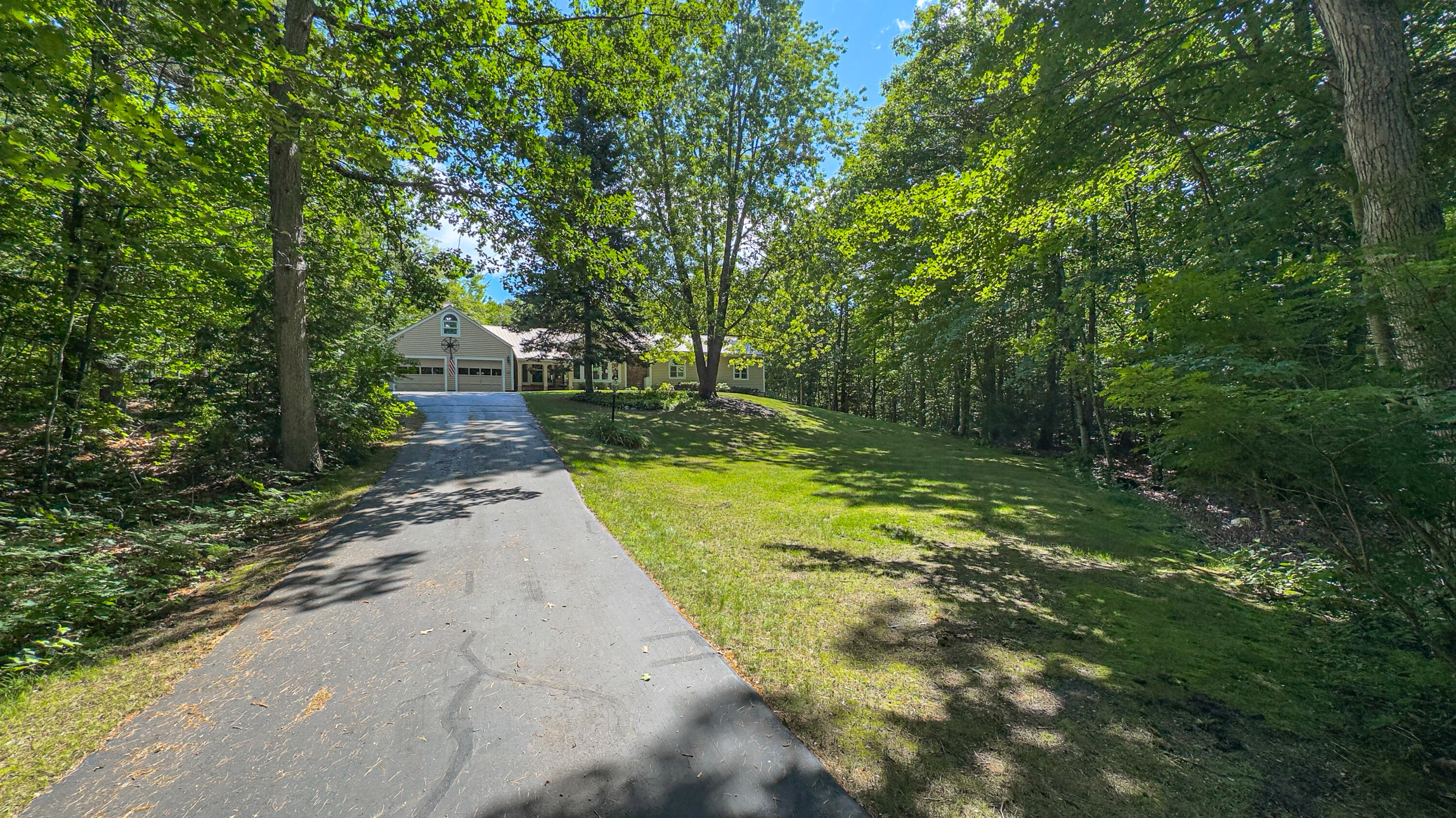 37 Woodland Shore Drive Naples ME 04055