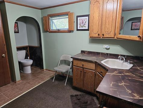 1789 Hotel Road Auburn ME 04210