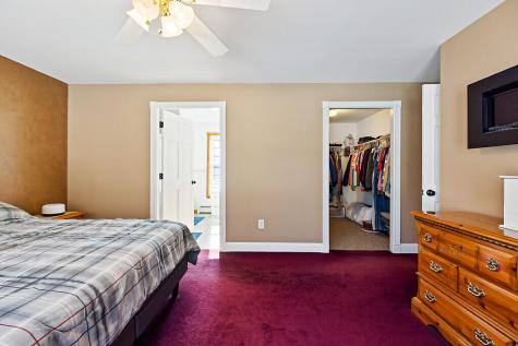 53 Mathews Avenue Waterville ME 04901