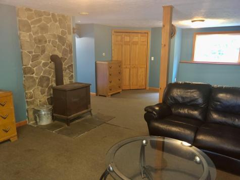 5 Cranberry Lane Poland ME 04274