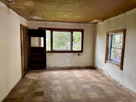 242 Valley Street Portland ME 04102