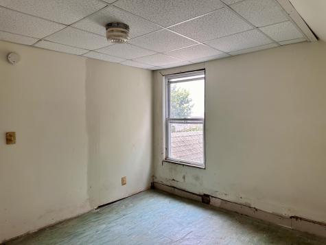 242 Valley Street Portland ME 04102