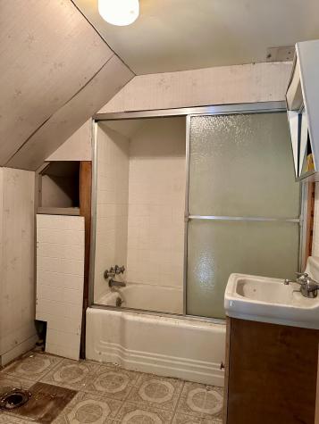 242 Valley Street Portland ME 04102