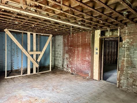 242 Valley Street Portland ME 04102