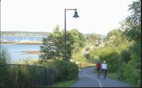 242 Valley Street Portland ME 04102