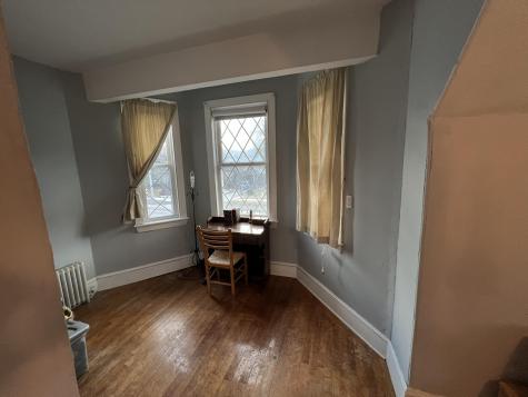 115 Lake Street Auburn ME 04210