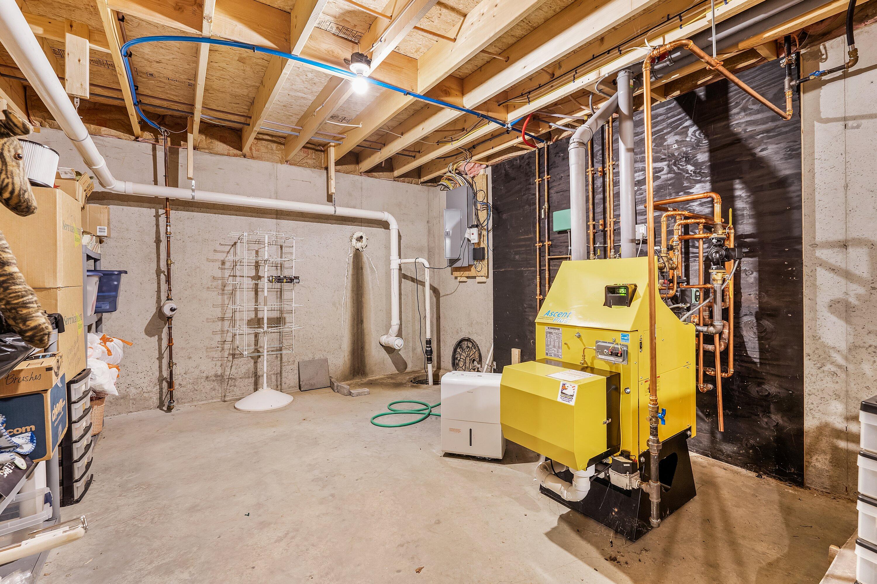 50 Lemont Avenue Lewiston ME 04240