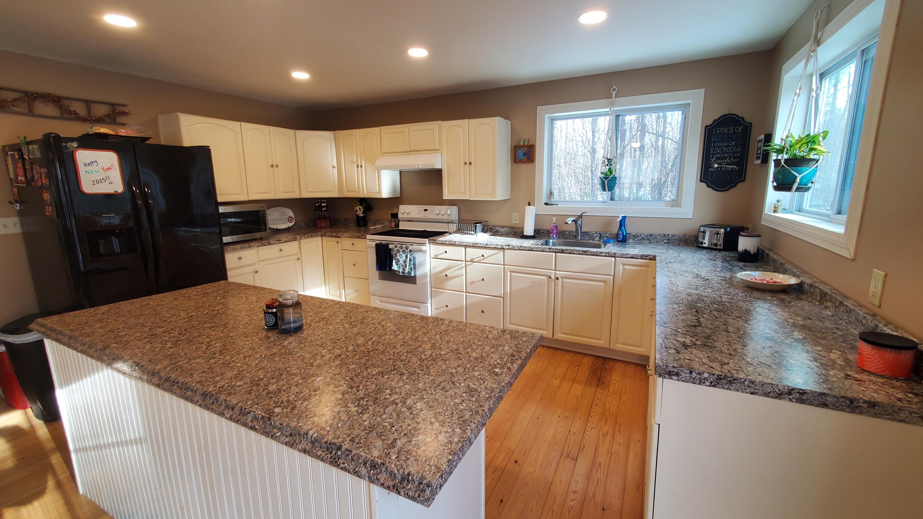 46 Snow Road Saint Albans ME 04971