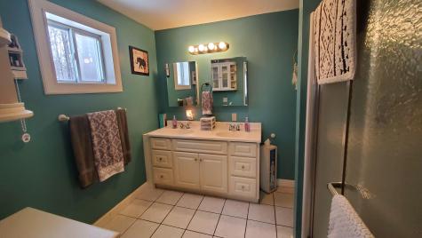 46 Snow Road Saint Albans ME 04971