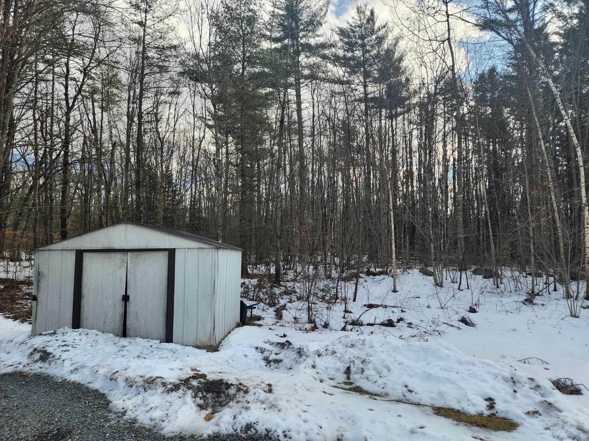 46 Snow Road Saint Albans ME 04971