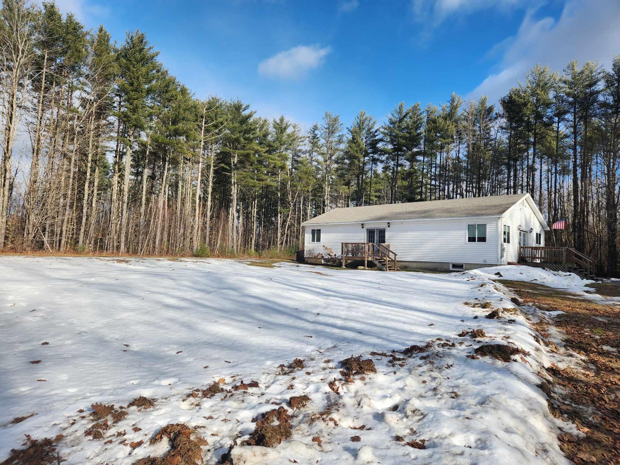 46 Snow Road Saint Albans ME 04971