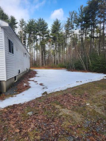 46 Snow Road Saint Albans ME 04971